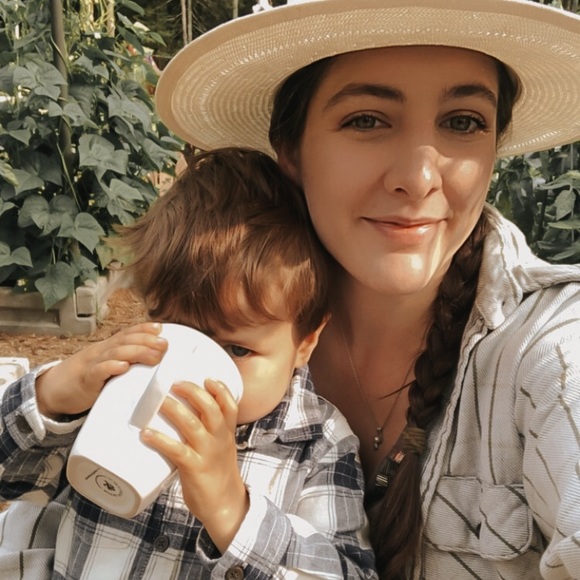 About Me 🕯🧺 - Picture 7 of 7